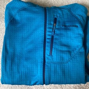 Mens Patagonia hooded Blue quarter zip